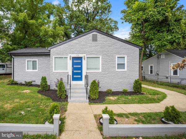 108 XENIA ST SE, Washington, DC 20032