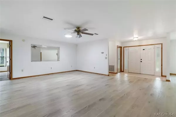 4030 Saturn RD, Brooksville, FL 34604