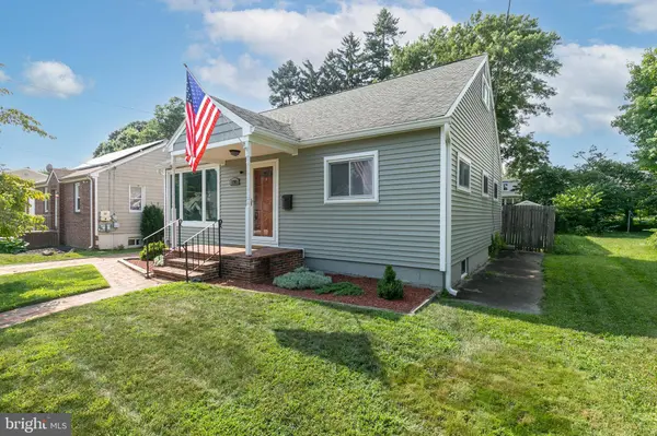 1703 MAPLE AVE, Haddon Heights, NJ 08035