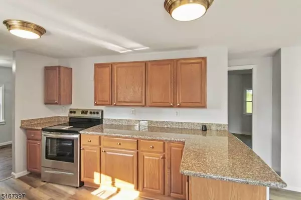 285 Belvidere Ave, Oxford Twp., NJ 07863