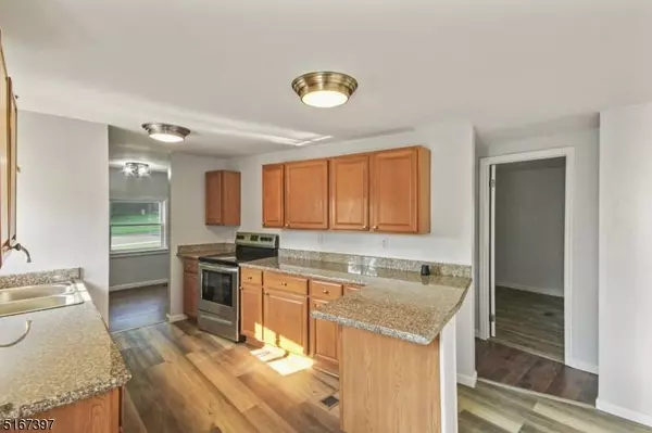 285 Belvidere Ave, Oxford Twp., NJ 07863