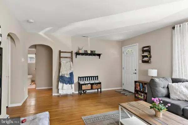 1703 MAPLE AVE, Haddon Heights, NJ 08035