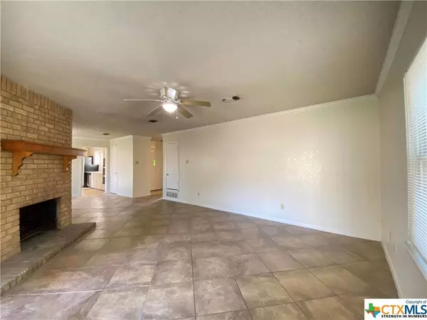 1708 Joy DR, Killeen, TX 76543