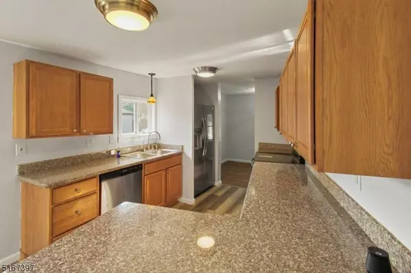 285 Belvidere Ave, Oxford Twp., NJ 07863