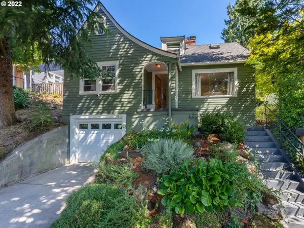 4815 NE FLANDERS ST, Portland, OR 97213