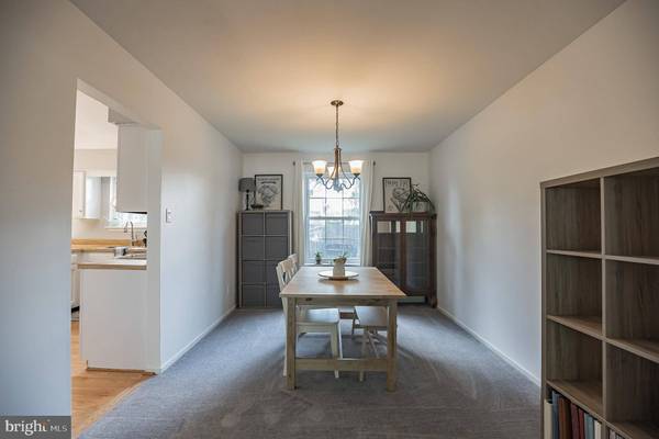 24 GREENBROOK DR, Marlton, NJ 08053