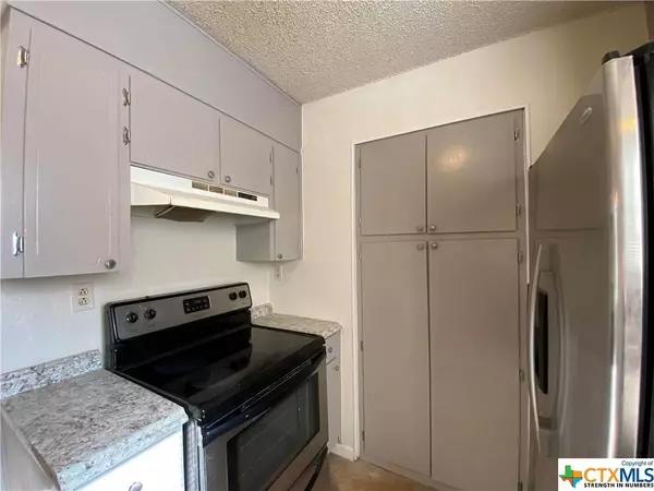 1708 Joy DR, Killeen, TX 76543