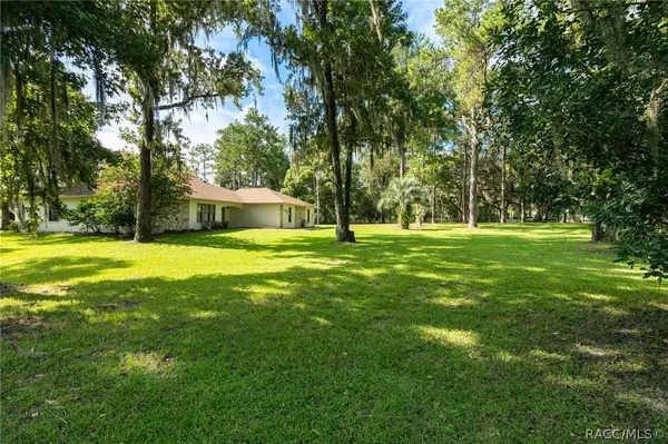 4030 Saturn RD, Brooksville, FL 34604