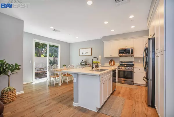 312 Macarthur Way, Brentwood, CA 94513