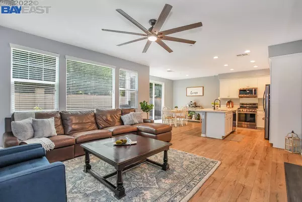 312 Macarthur Way, Brentwood, CA 94513