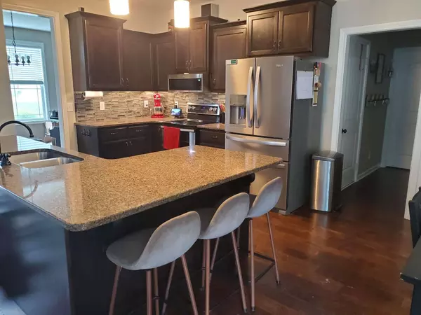 1278 Rich Ellen Dr, Palmyra, TN 37142