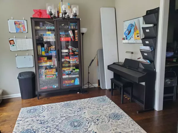 1278 Rich Ellen Dr, Palmyra, TN 37142