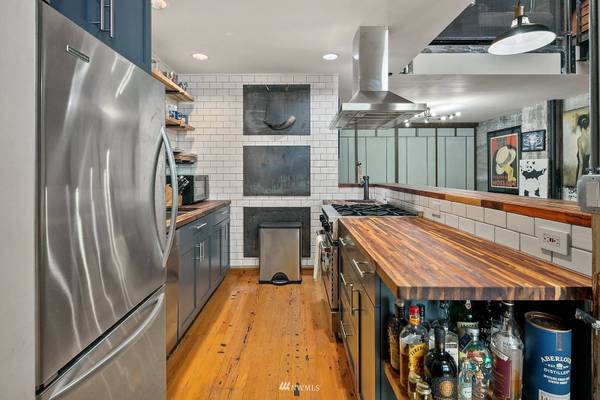 1505 11th AVE #210, Seattle, WA 98122