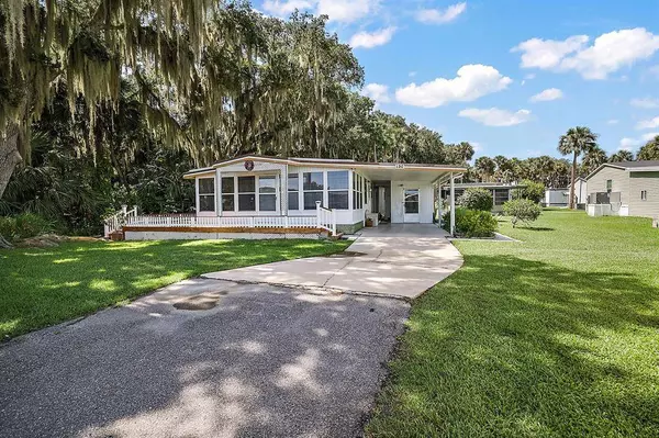 13 TROUT LAKE DR #C, Eustis, FL 32726