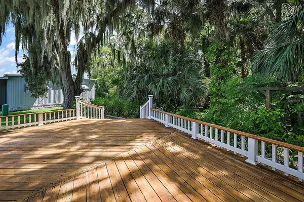 13 TROUT LAKE DR #C, Eustis, FL 32726