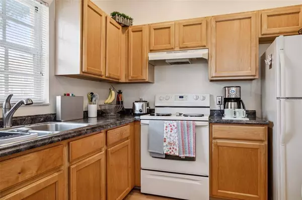 10101 BELLEVILLE PL, Tampa, FL 33624