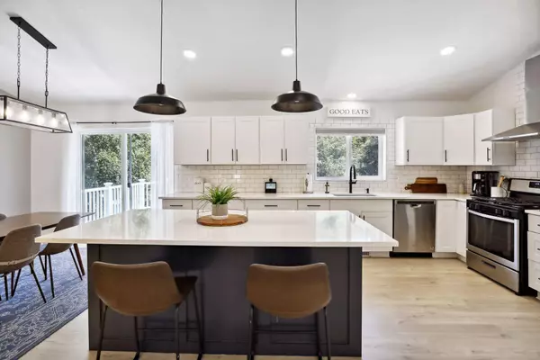 17360 Halifax PATH, Lakeville, MN 55044