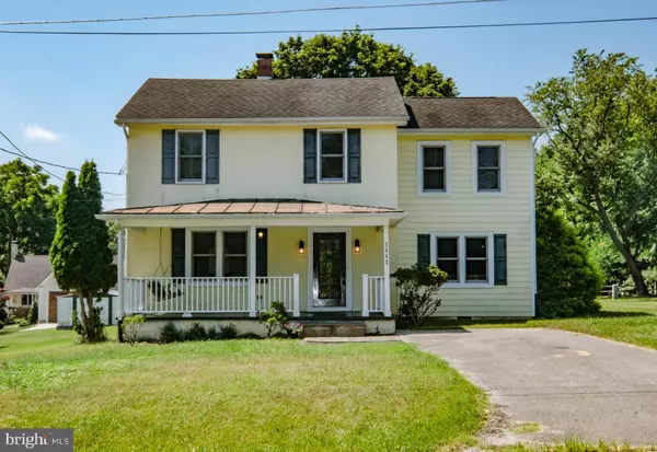 1143 W RIDGE ST, Harpers Ferry, WV 25425