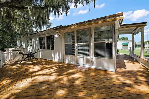 13 TROUT LAKE DR #C, Eustis, FL 32726