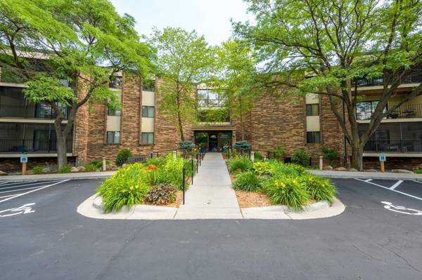 10441 Greenbrier RD #107