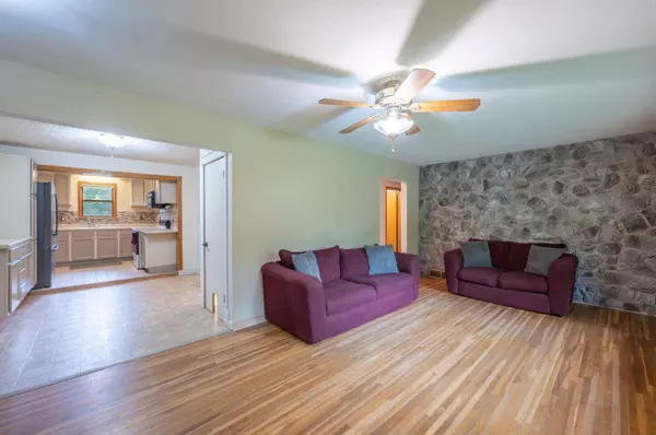 1309 28th ST SE, Rochester, MN 55904