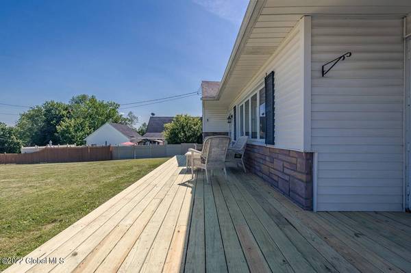 123 Princeton ST, Amsterdam, NY 12010