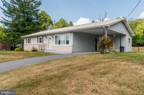 26 RUMSEY LN, Berkeley Springs, WV 25411