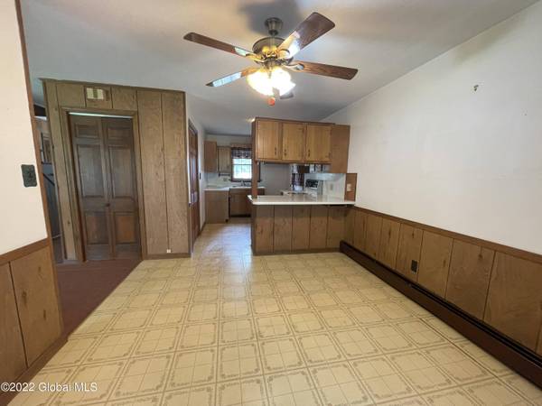 185 COUNTY HIGHWAY 107, Johnstown, NY 12095