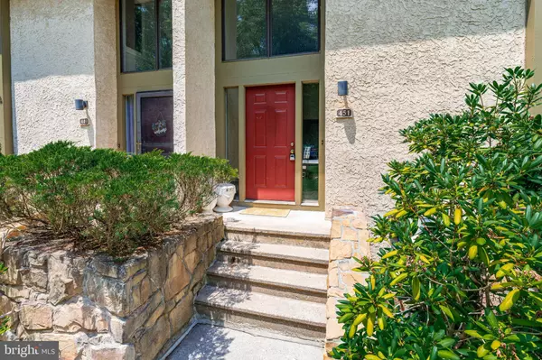 451 LYNETREE DR, West Chester, PA 19380