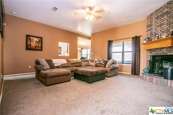 4504 Water Oak DR, Killeen, TX 76542