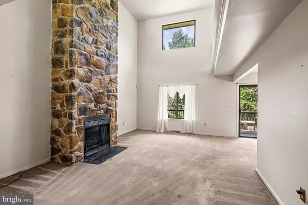 451 LYNETREE DR, West Chester, PA 19380