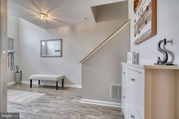 670 HUNTING FIELDS, Middle River, MD 21220