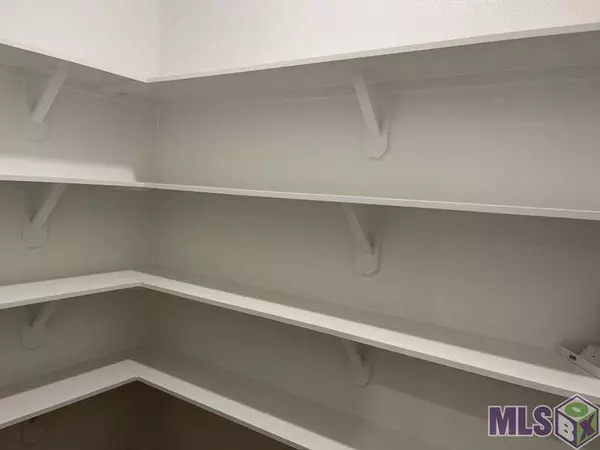 58805 ISLAND DR, Plaquemine, LA 70764