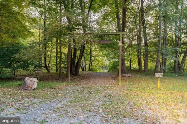 389 STELLAR WAY, Great Cacapon, WV 25422