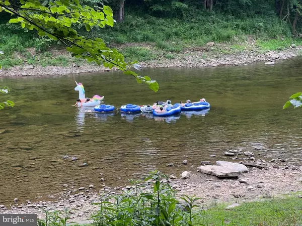 389 STELLAR WAY, Great Cacapon, WV 25422