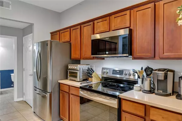 2272 WEKIVA VILLAGE LN, Apopka, FL 32703