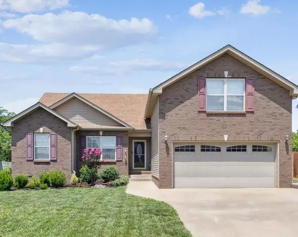 1992 General Neyland Dr