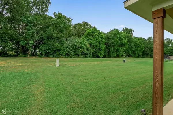 377 Coppice Place, Bossier City, LA 71111
