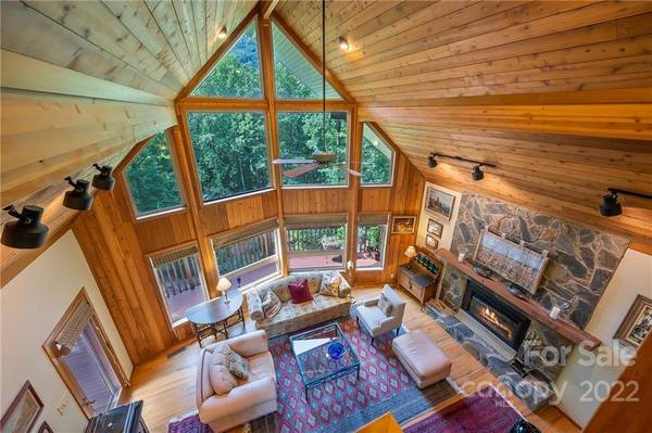 201 Chocolate Drop Mountain RD, Columbus, NC 28722