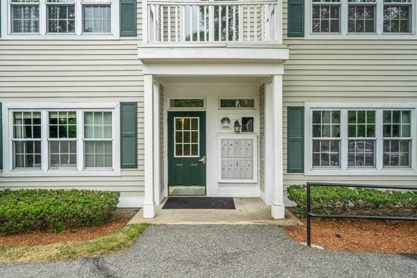 1000 Spring Valley Drive #B, Andover, MA 01810