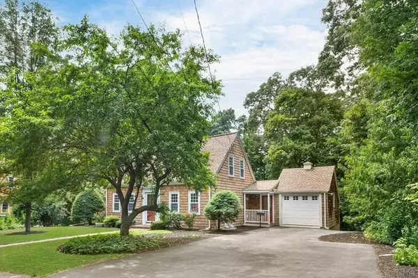 27 Strathmore Rd, Wakefield, MA 01880