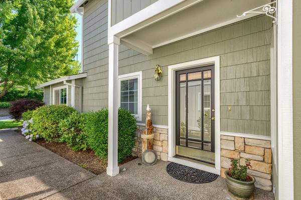 3579 South Village DR, Medford, OR 97504