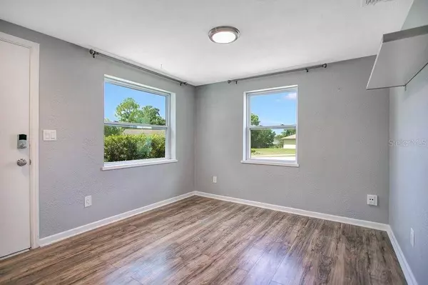 252 COLOMBA RD, Debary, FL 32713