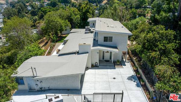 3800 Multiview Dr, Los Angeles, CA 90068