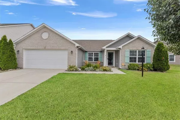 1722 N Creekwater PASS, Greenfield, IN 46140