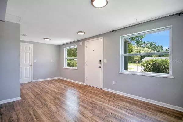 252 COLOMBA RD, Debary, FL 32713