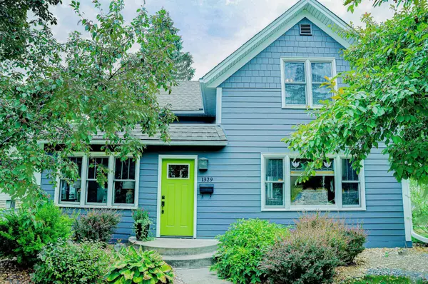 1329 4th ST S, Stillwater, MN 55082