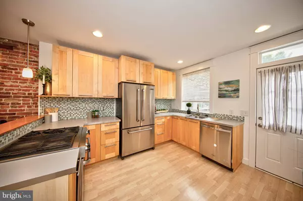 2604 FLEET ST, Baltimore, MD 21224