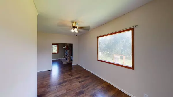 31622 Saint Croix RD, Pine City, MN 55063