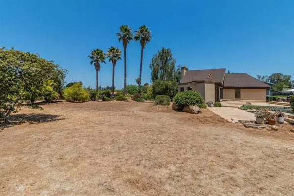 12820 Camino Del Valle, Poway, CA 92064